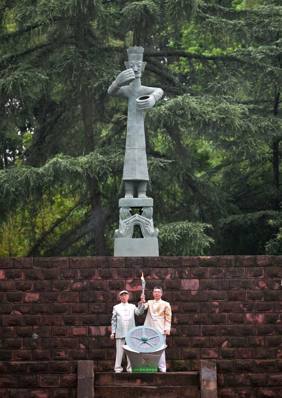 新华社发, bt, https 新华社发, bt, https