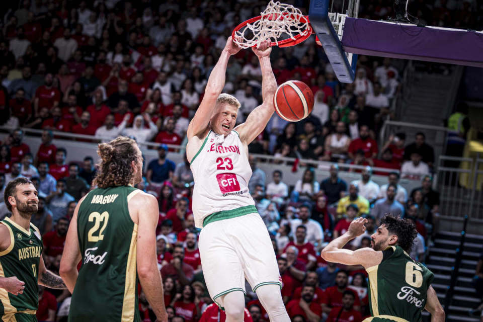 暂居A组榜, 但凭借巨大, 分差