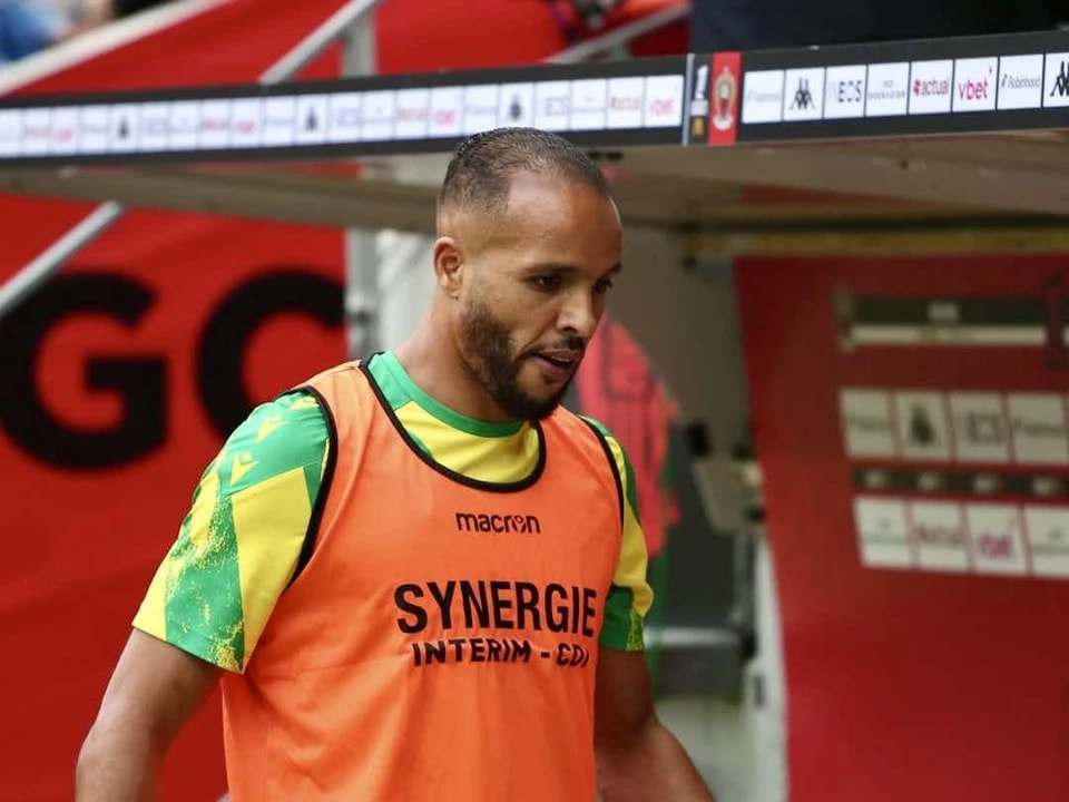 卡昂的前锋, 他参加了该